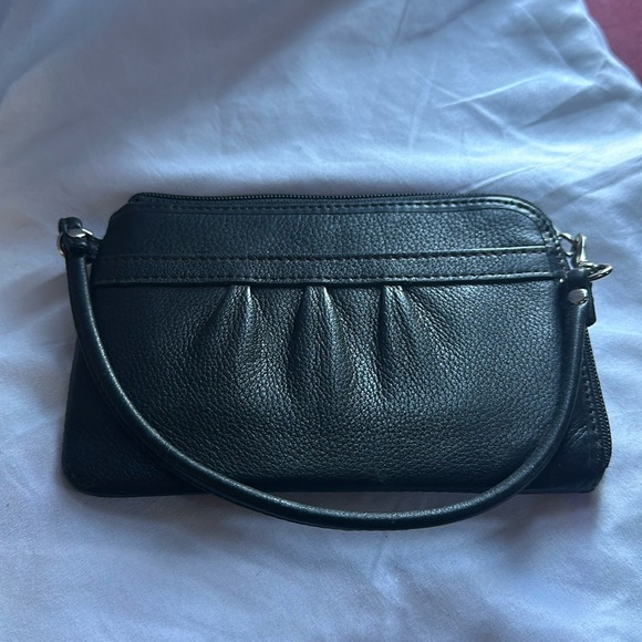 fossil Accessories - Women’s black fossil wristlet